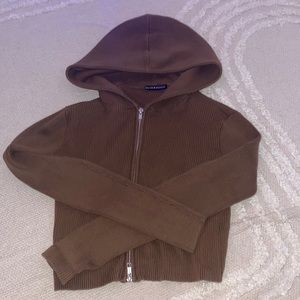 Brandy Melville Crop Sweater Hoodie
